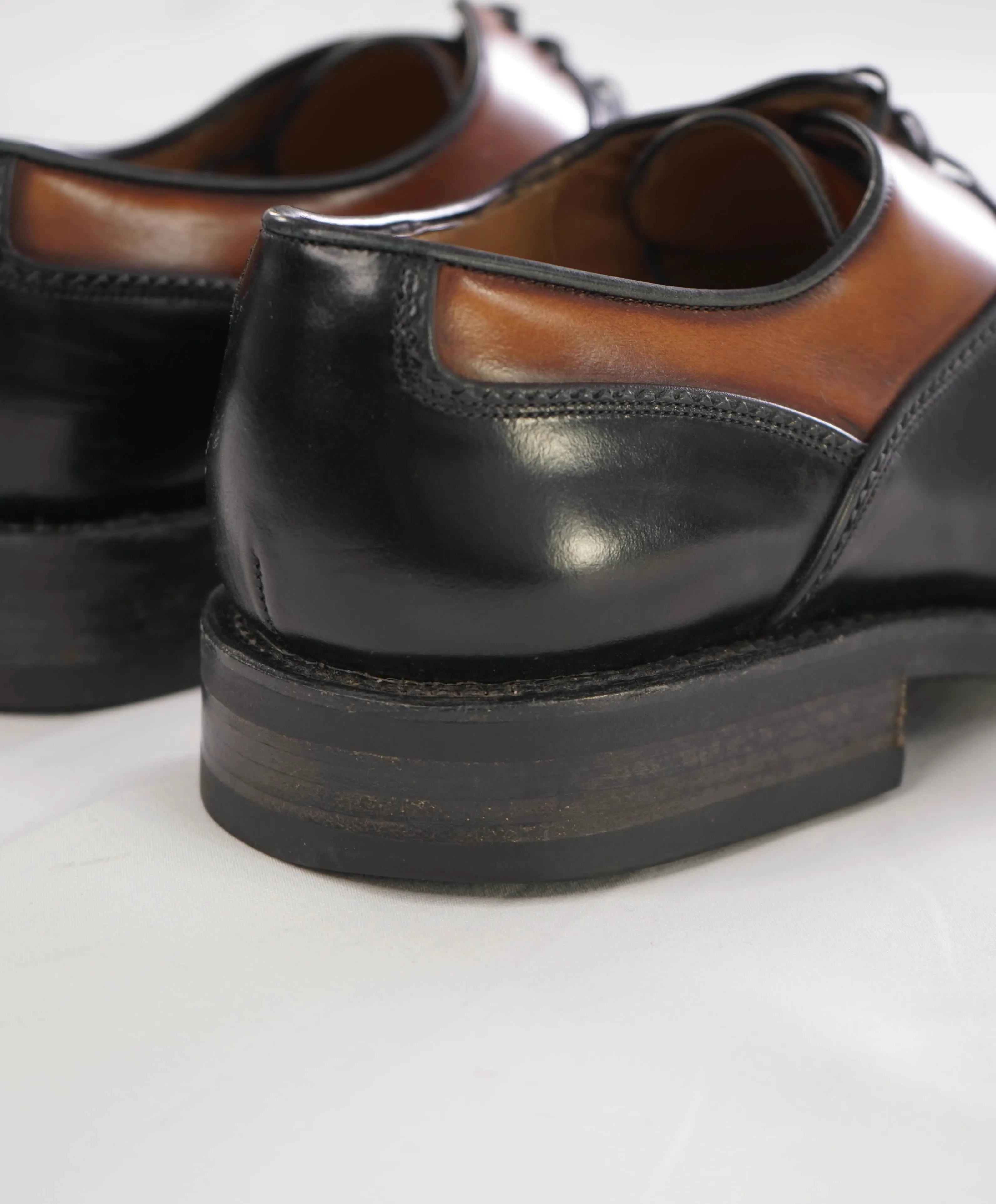 $1,250 SALVATORE FERRAGAMO - "TRAMEZZA Filiberto" 2-Tone Leather Loafer - 8.5 EEE US
