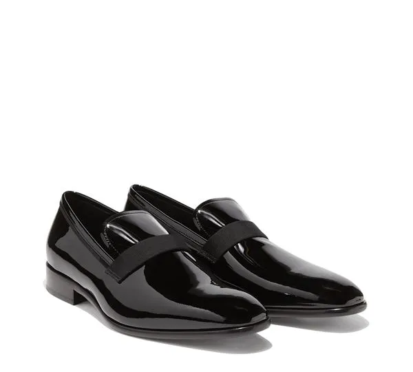 $720 SALVATORE FERRAGAMO - "Antoane" Black Patent Leather Tipped Loafer - 7D