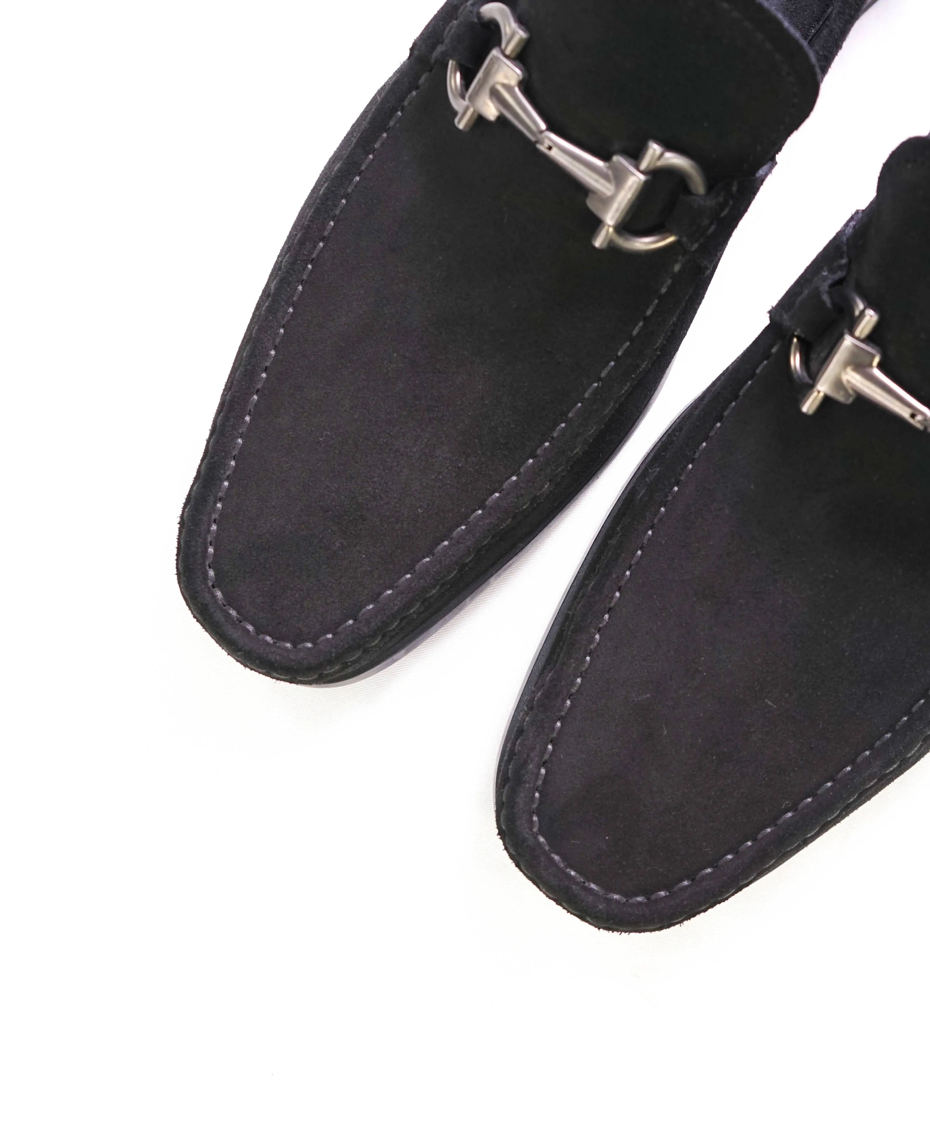 $850 SALVATORE FERRAGAMO - “Magnifico” Black Suede Slip-On Loafer - 10.5 D