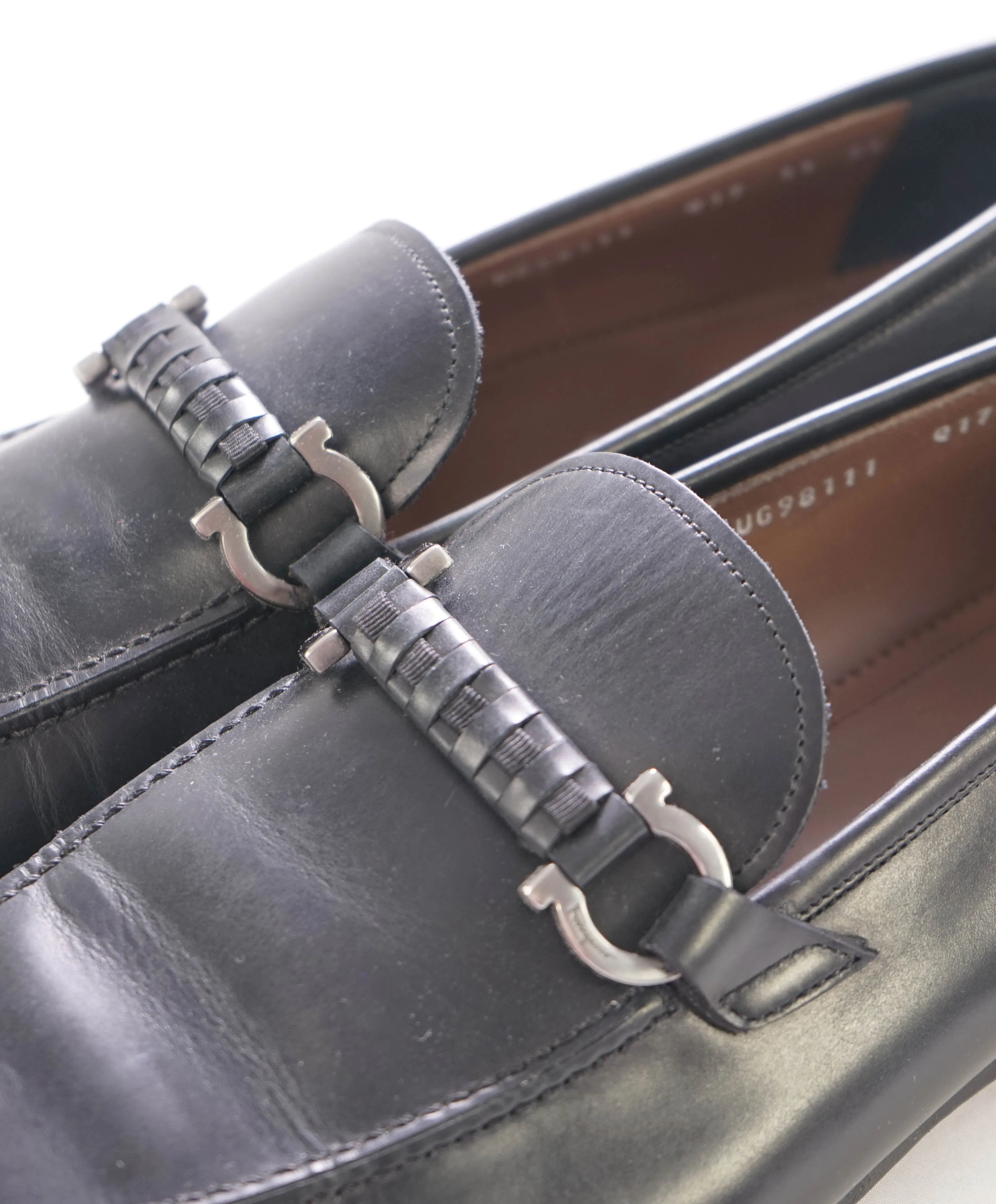 $850 SALVATORE FERRAGAMO - "BENFORD" Black Logo Bit Front Loafer - 11E US