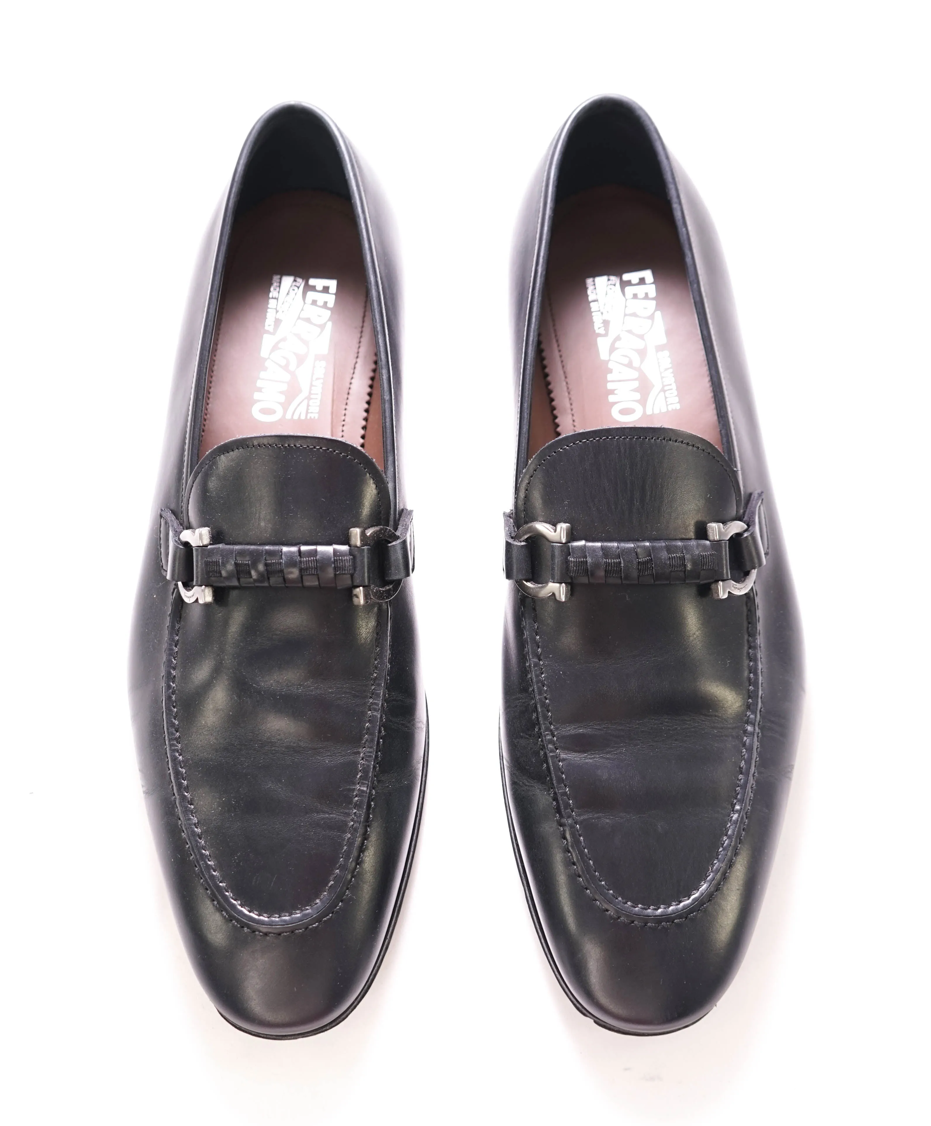 $850 SALVATORE FERRAGAMO - "BENFORD" Black Logo Bit Front Loafer - 11E US