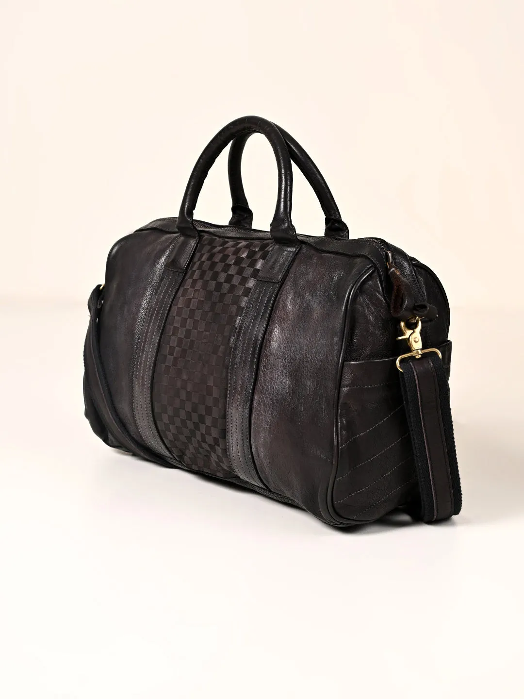 Alexander: Real Leather Duffle Bag by Art N Vintage