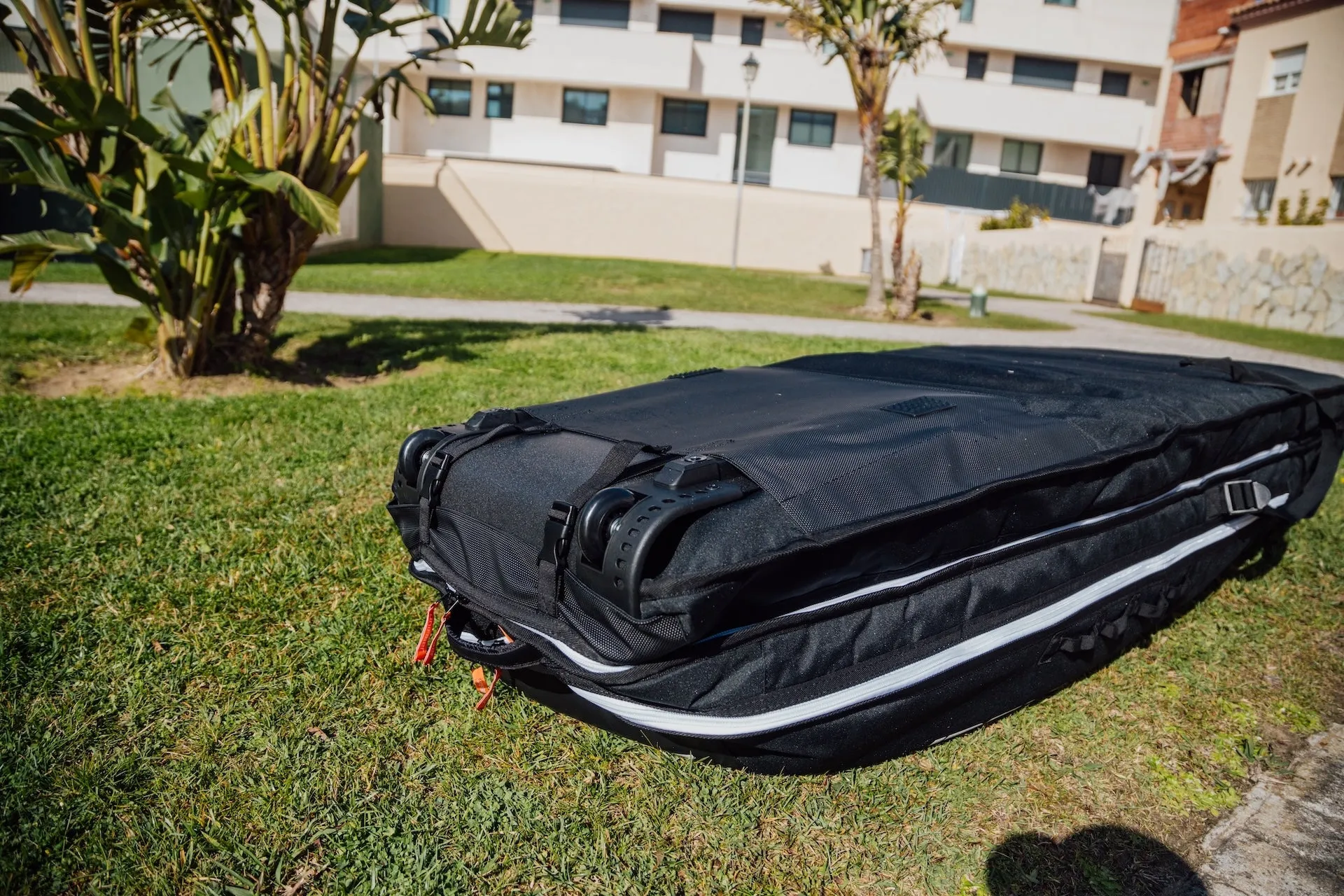 Blackline Roofrack Board-Quiver Bag 240 x 60