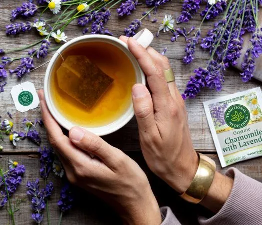 [Bundle Of 4] Traditional Medicinals Organic Chamomile with Lavender, 16 bags Exp: 08/26