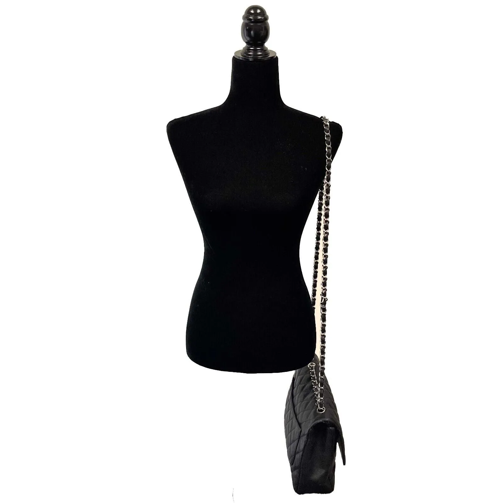 CHANEL - Black CC Caviar Quilted Leather Jumbo Shoulder Bag
