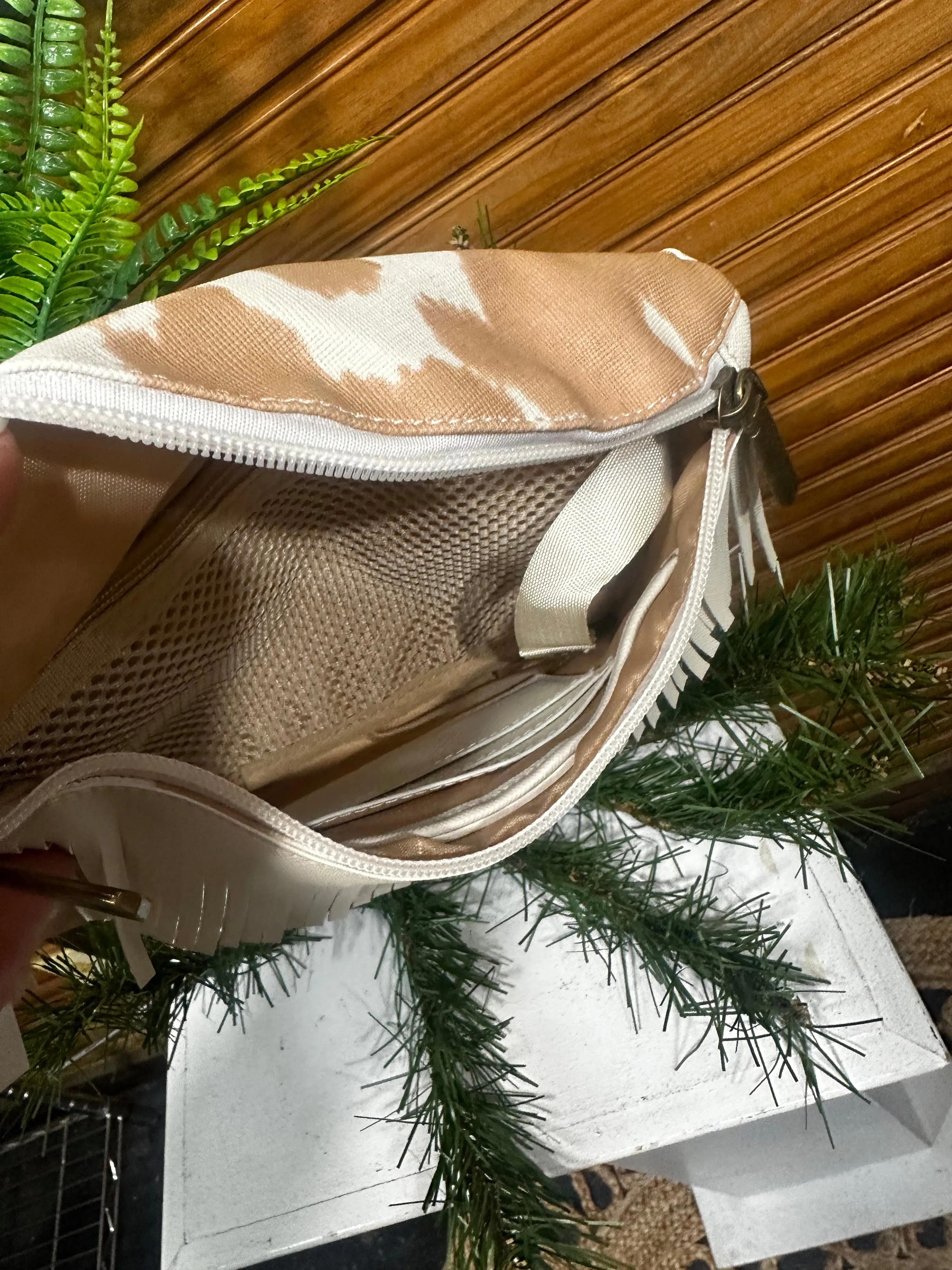 Cowhide Belt Bag w/Fringe