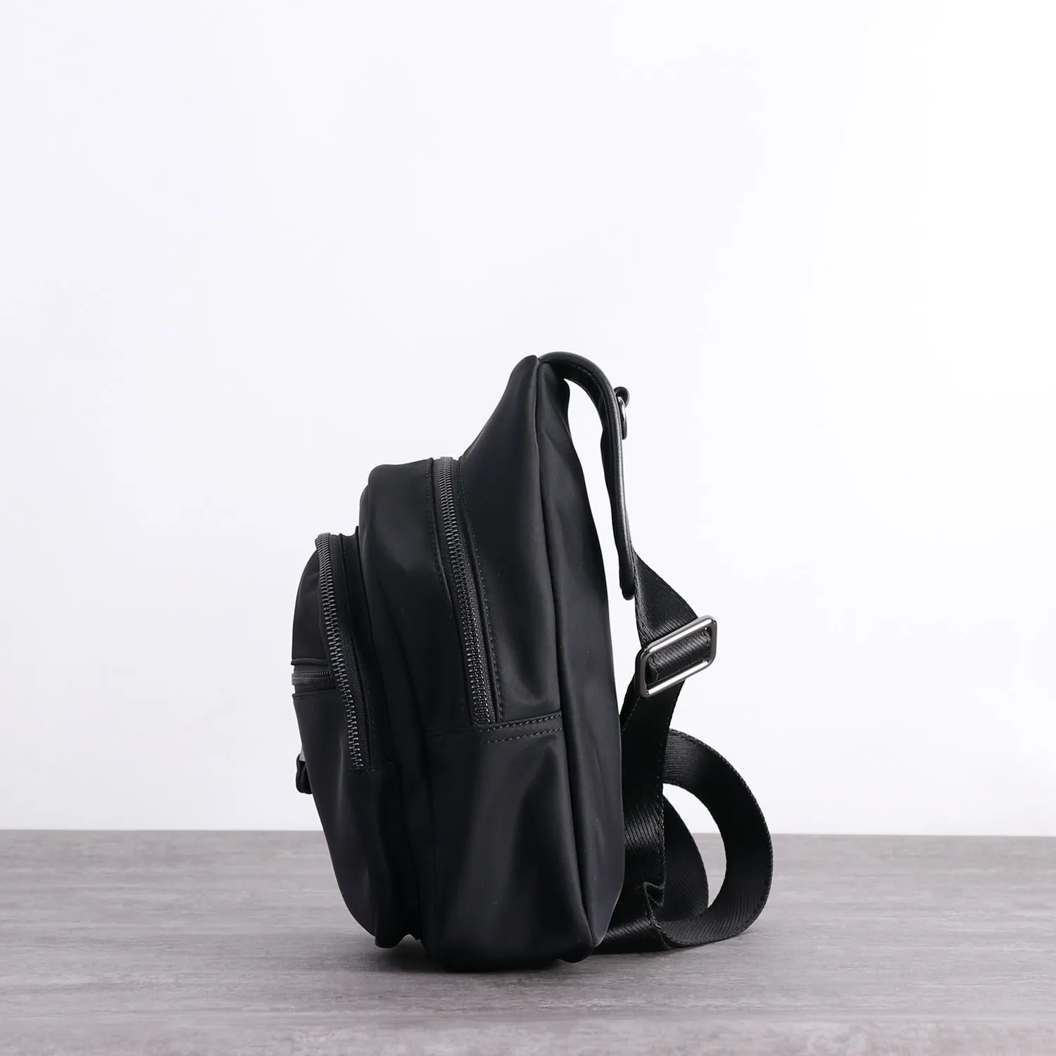 Crossbody Nylon Bag Black Small Sling Bag for Men Chest Bags for Men Cross Body Chest Bag