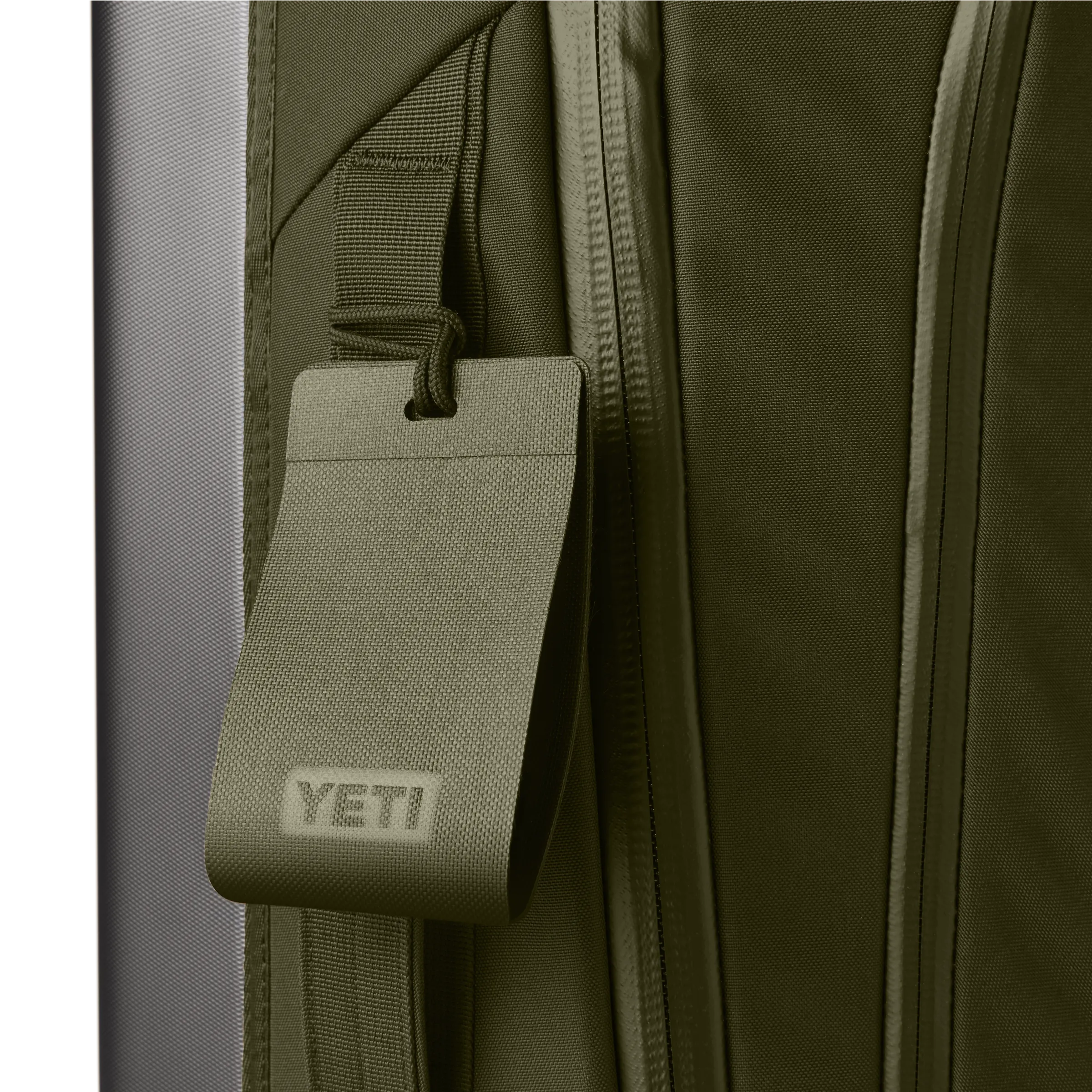 Crossroads® 22" Luggage