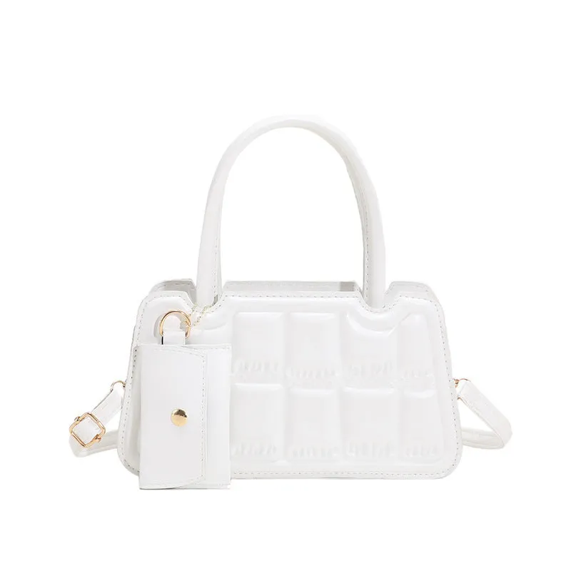 Fashioned Handbags