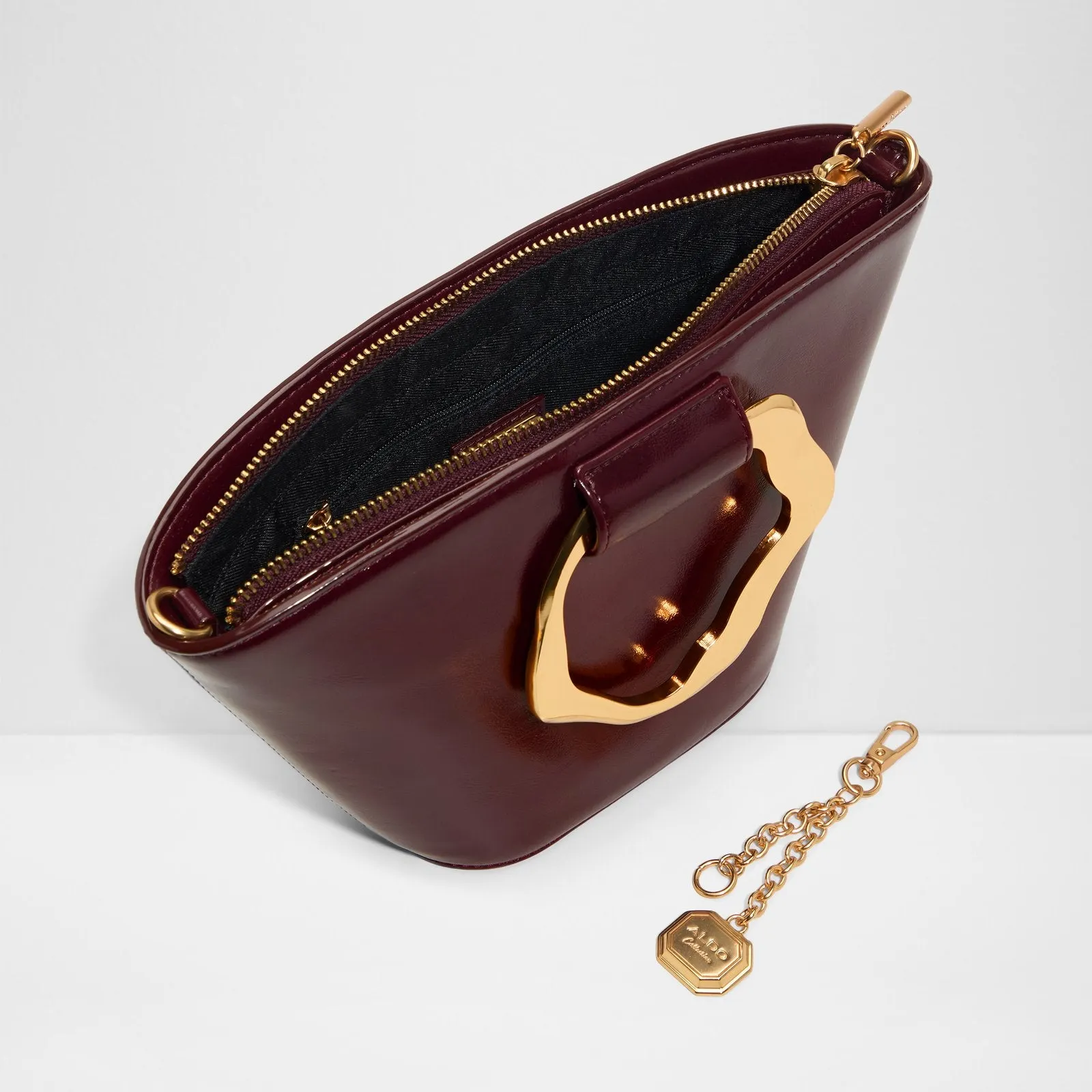Goldenview / Satchel