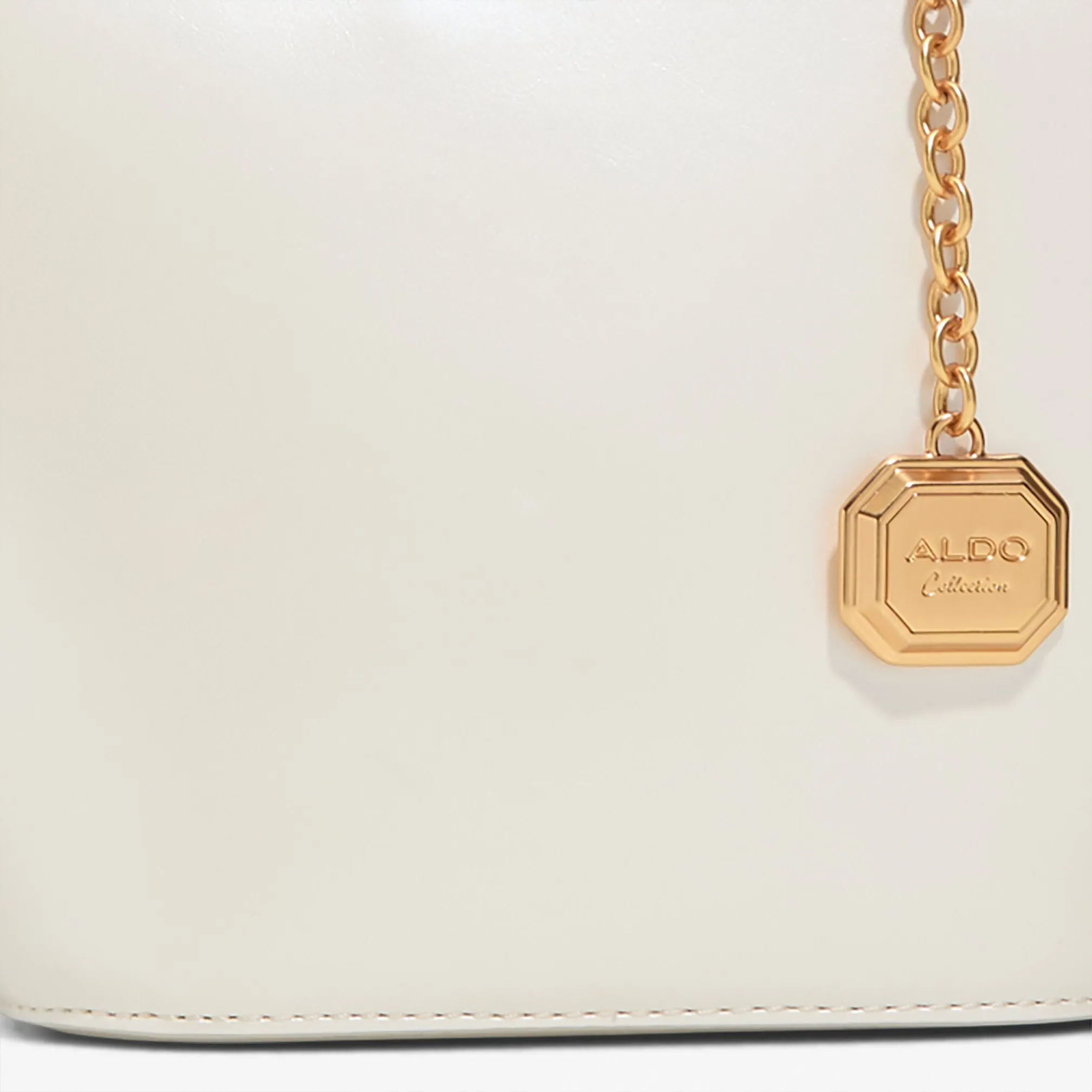 Goldenview / Satchel