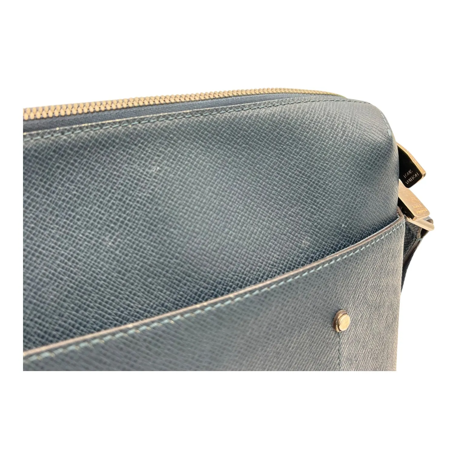 Grigori Messenger PM Blue in Taiga Leather, Silver hardware