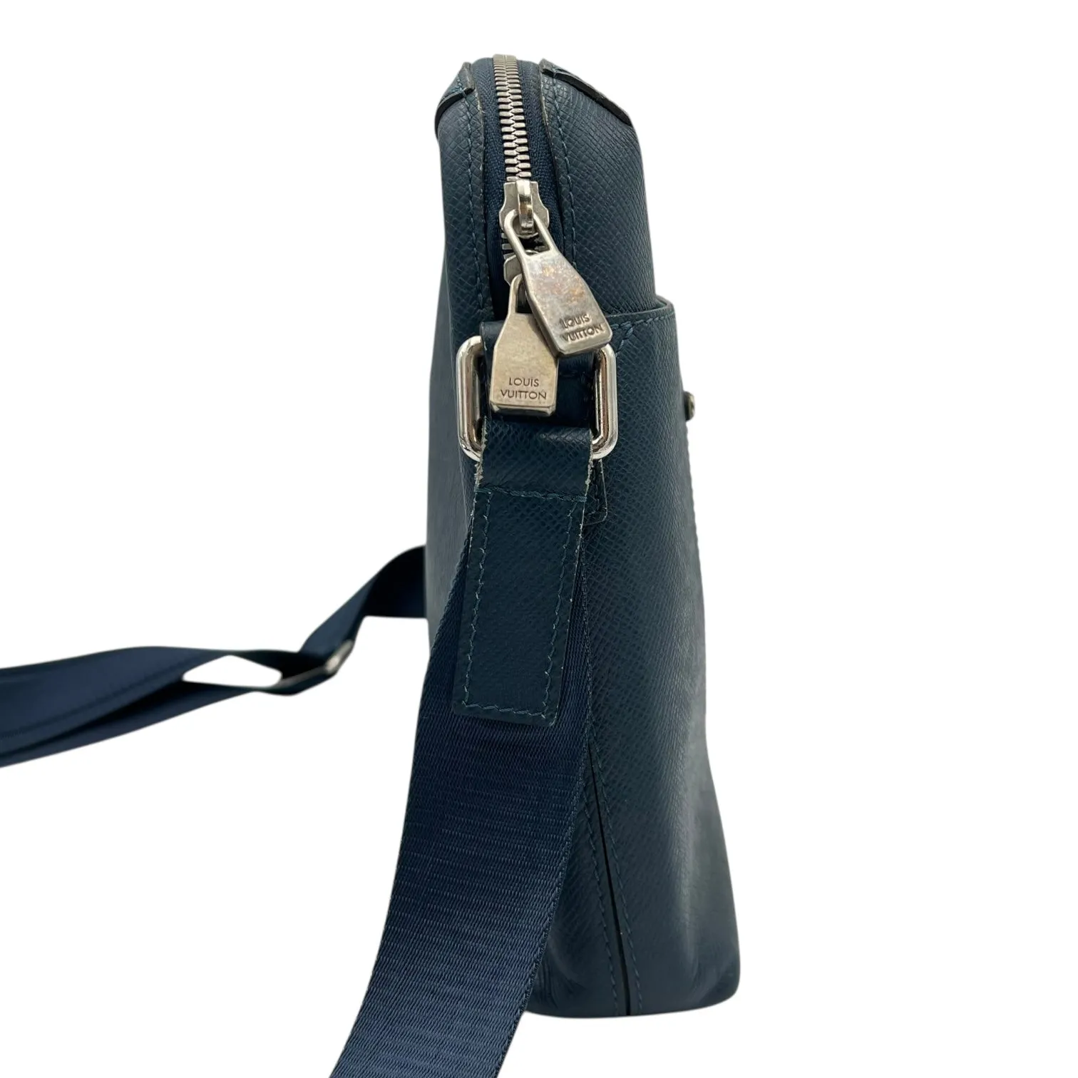 Grigori Messenger PM Blue in Taiga Leather, Silver hardware