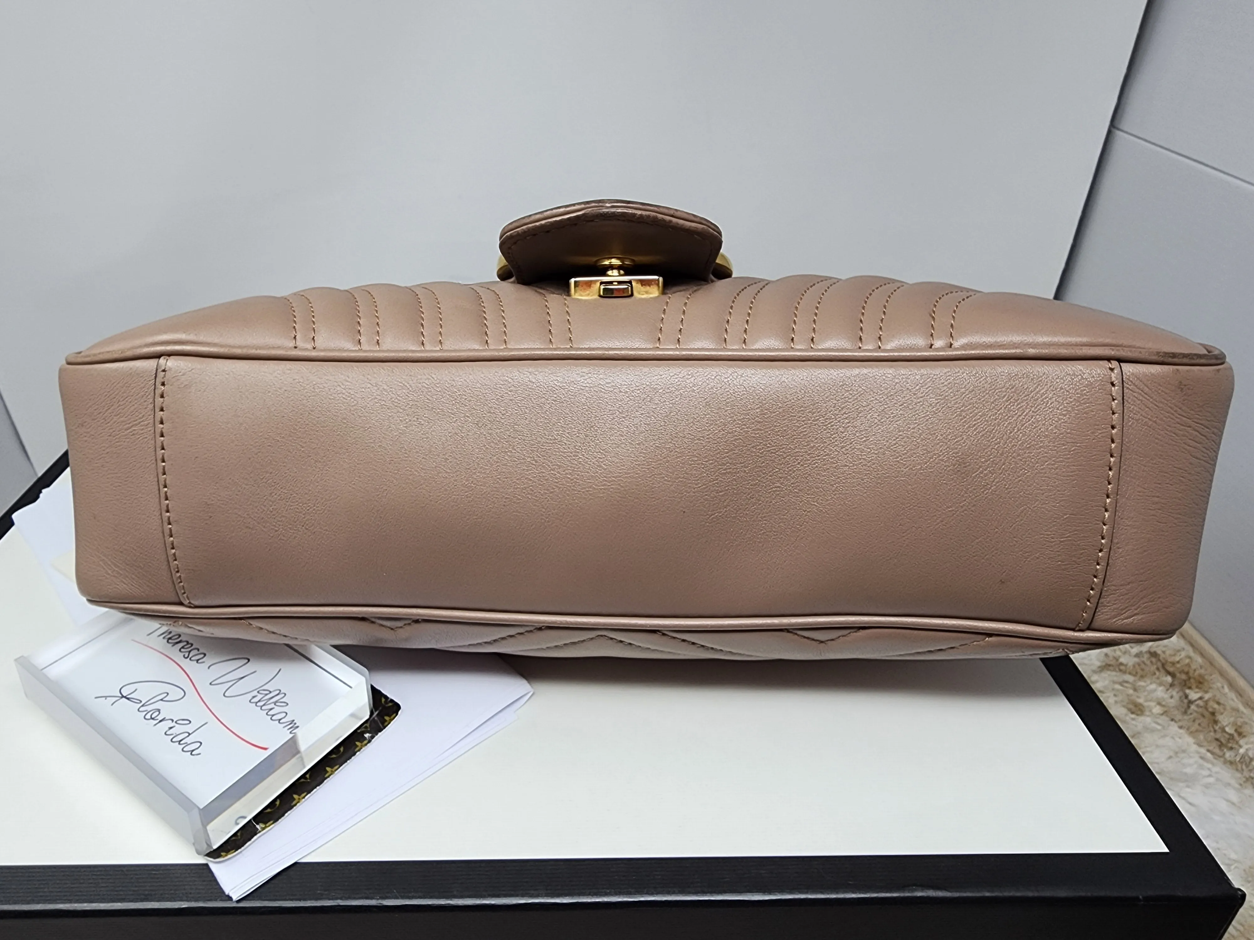 GUCCI MARMONT MEDIUM FLAP BAG - DUNE ROSE
