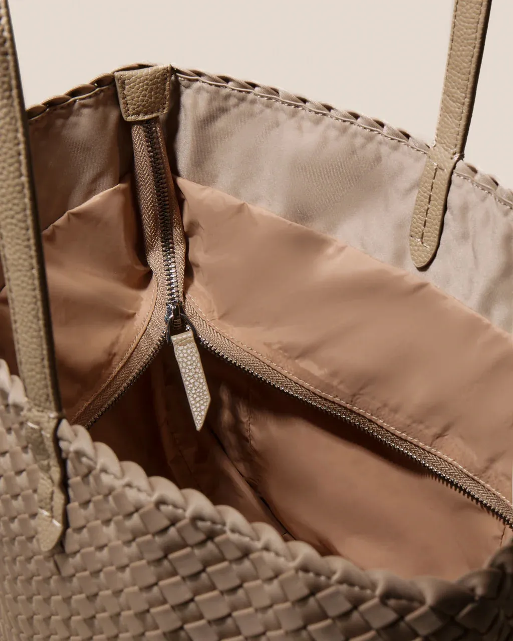 Jetsetter Small Tote (Cashmere)