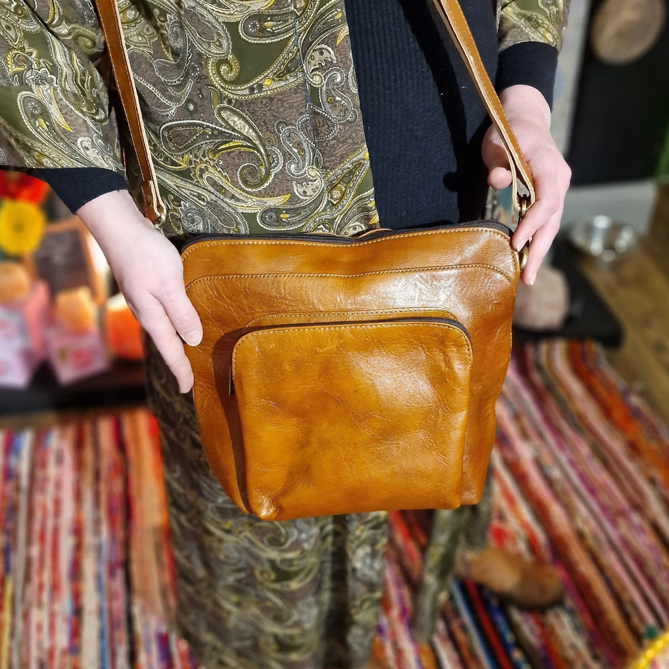 Ladies Tan Leather Handbag