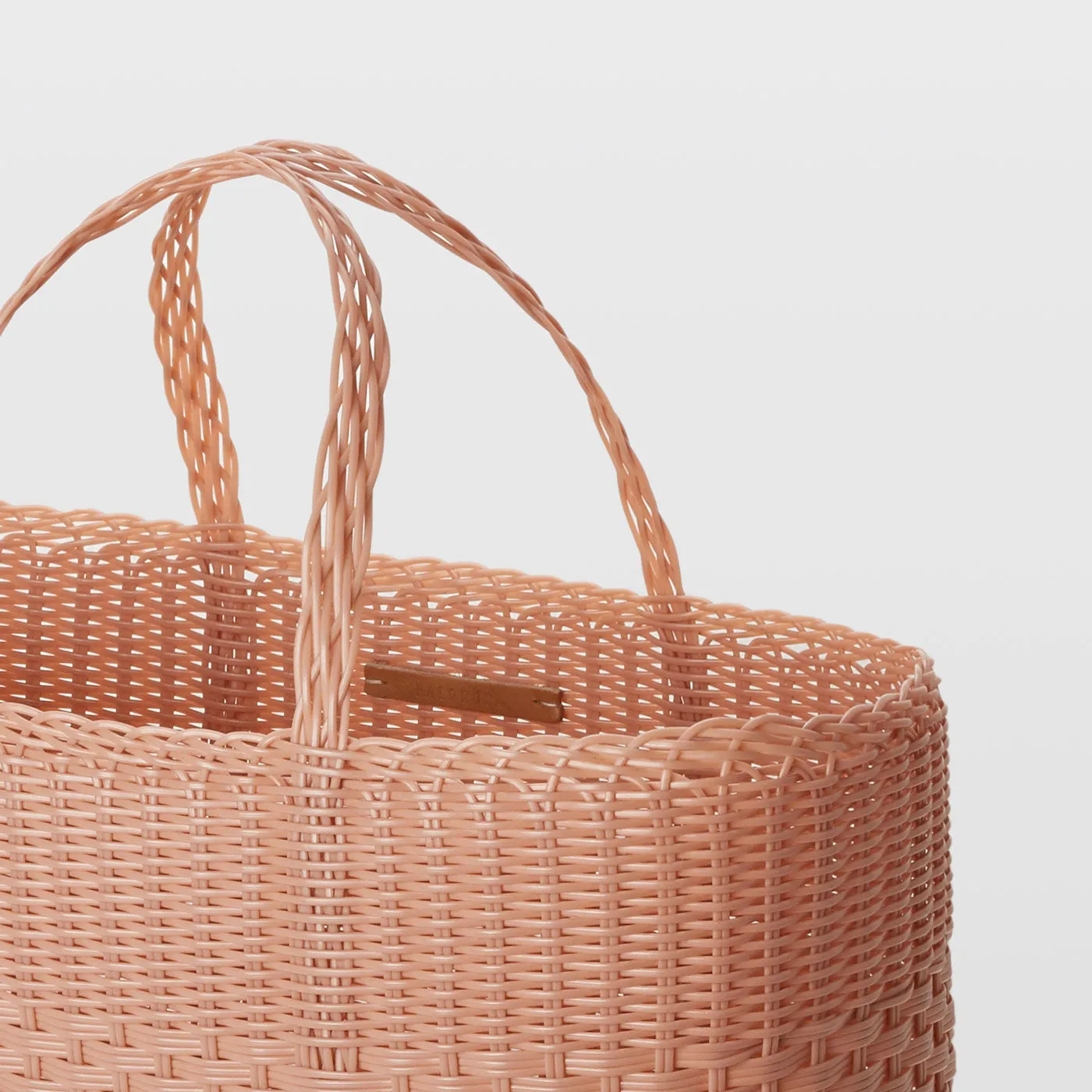 LARGE HANDWOVEN PLASTIC : ROSE