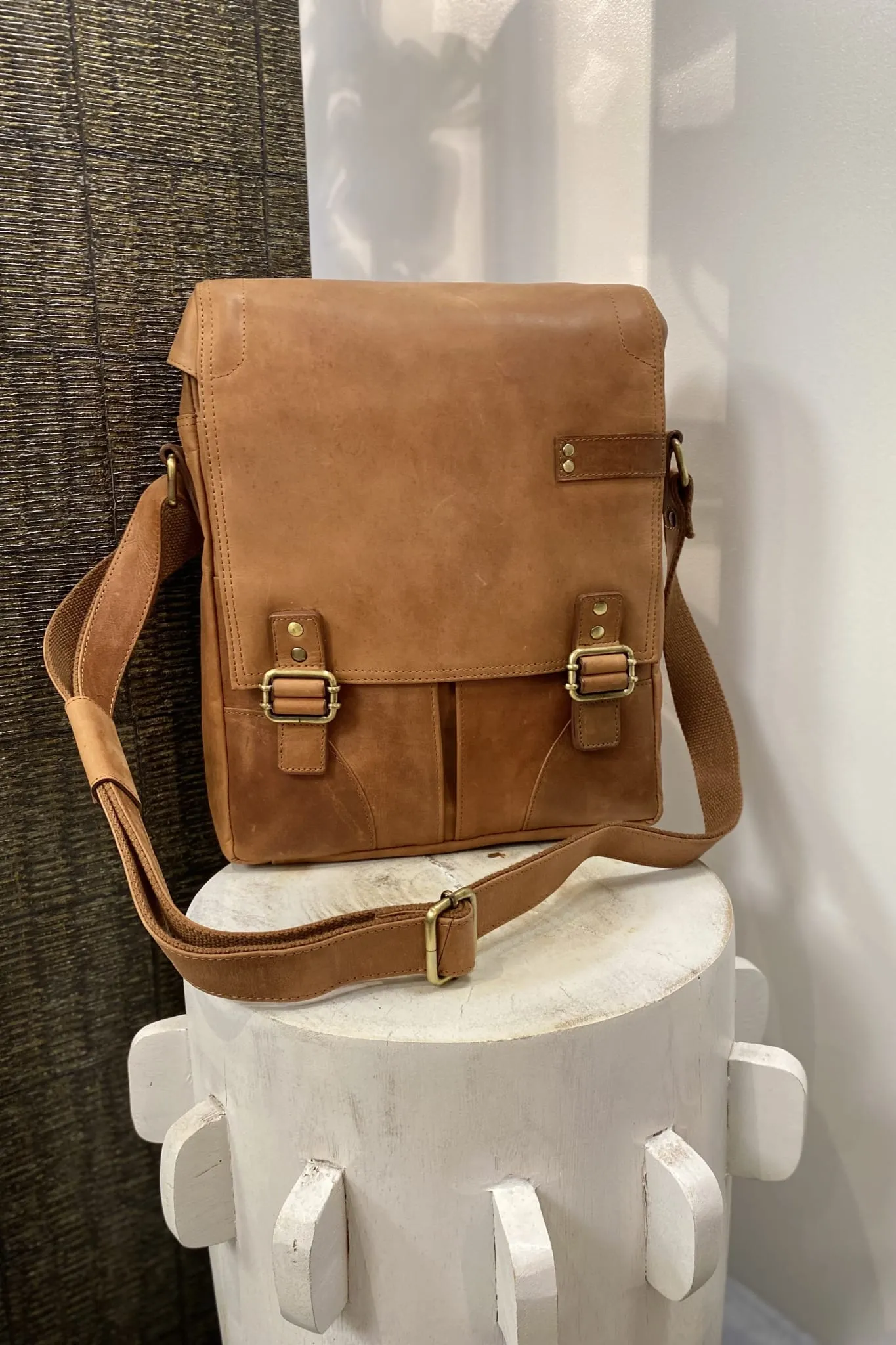 Leather Messenger Bag - Light Tan