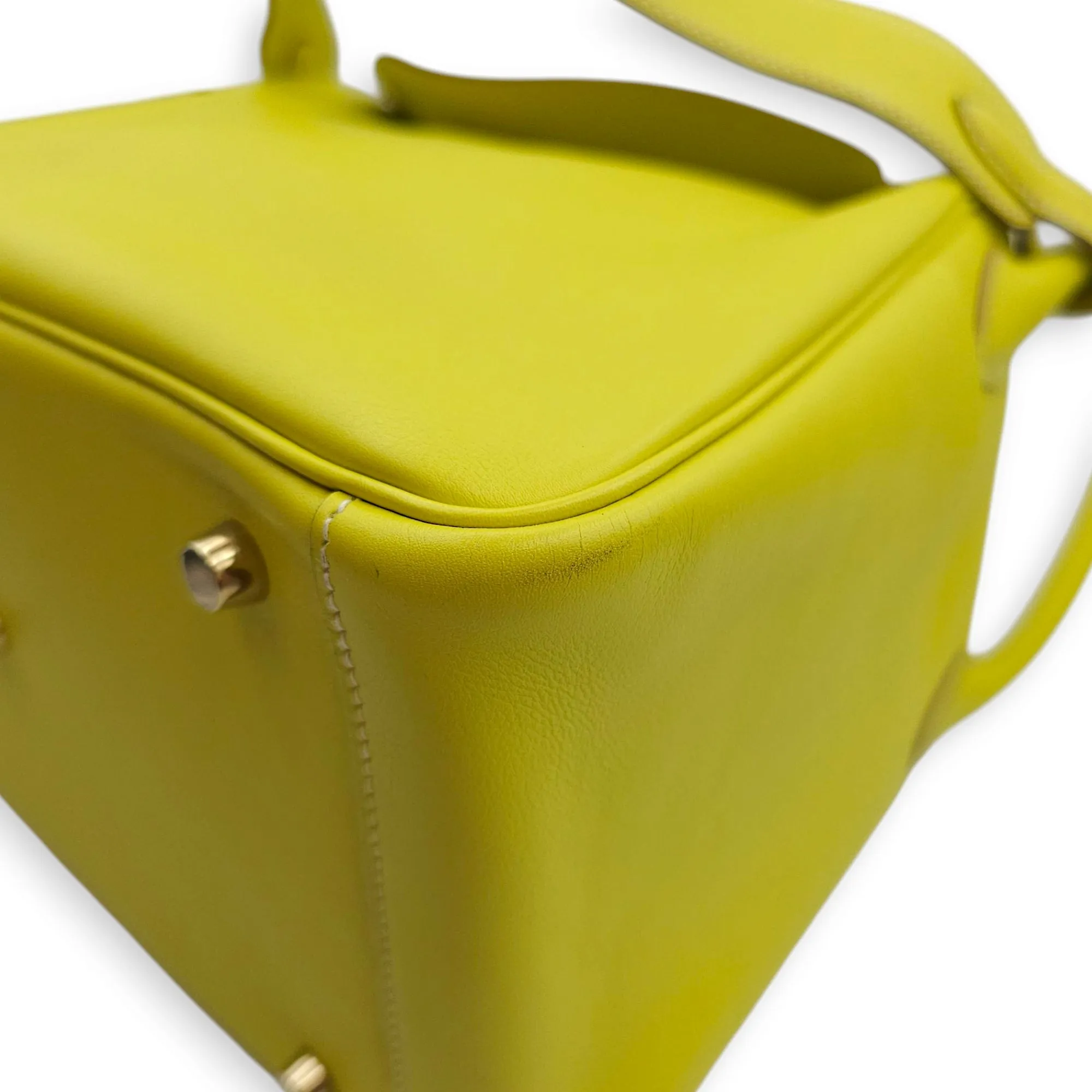 Lindy 30 Lime in Swift, Gold hardware
