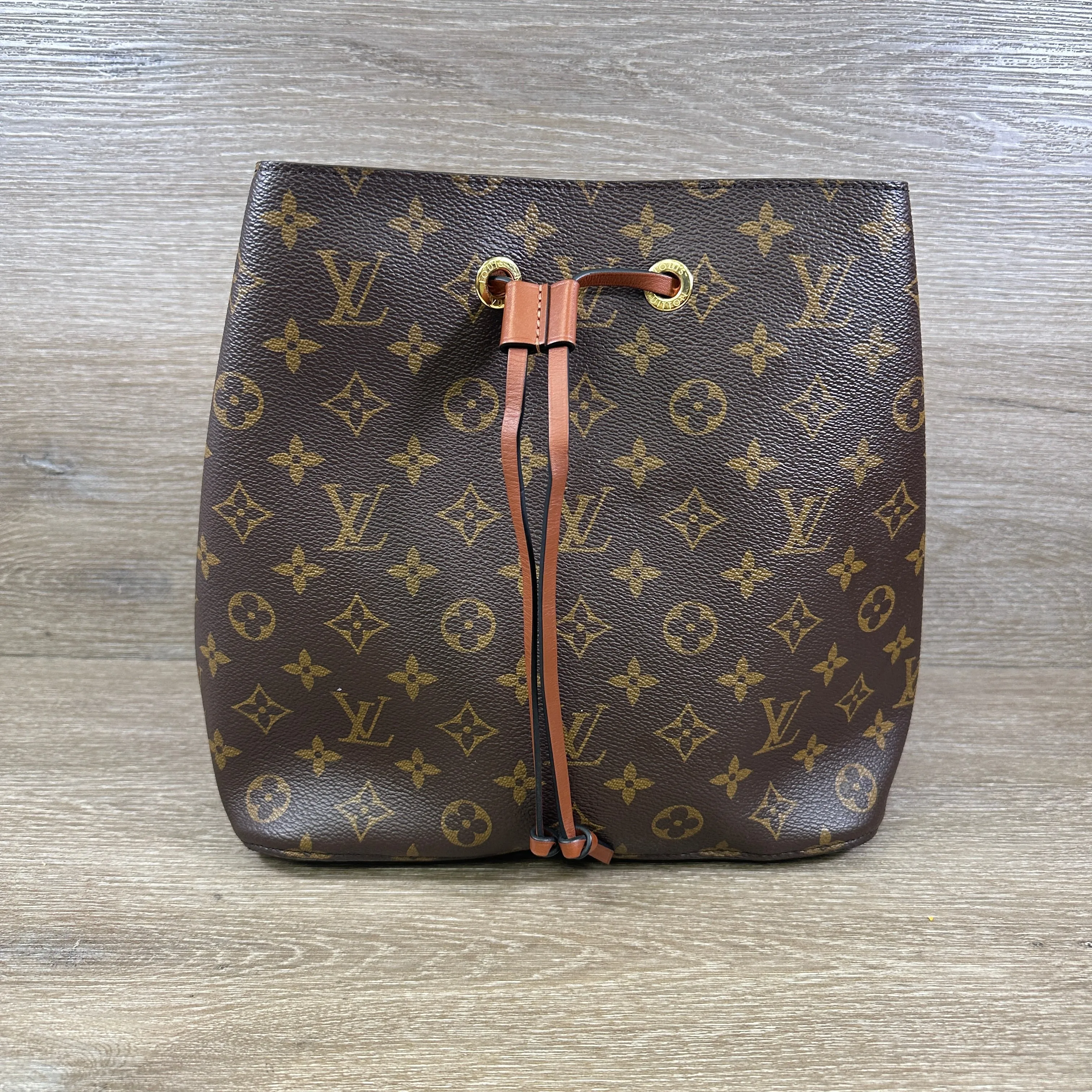 Louis Vuitton NéoNoé MM - Caramel