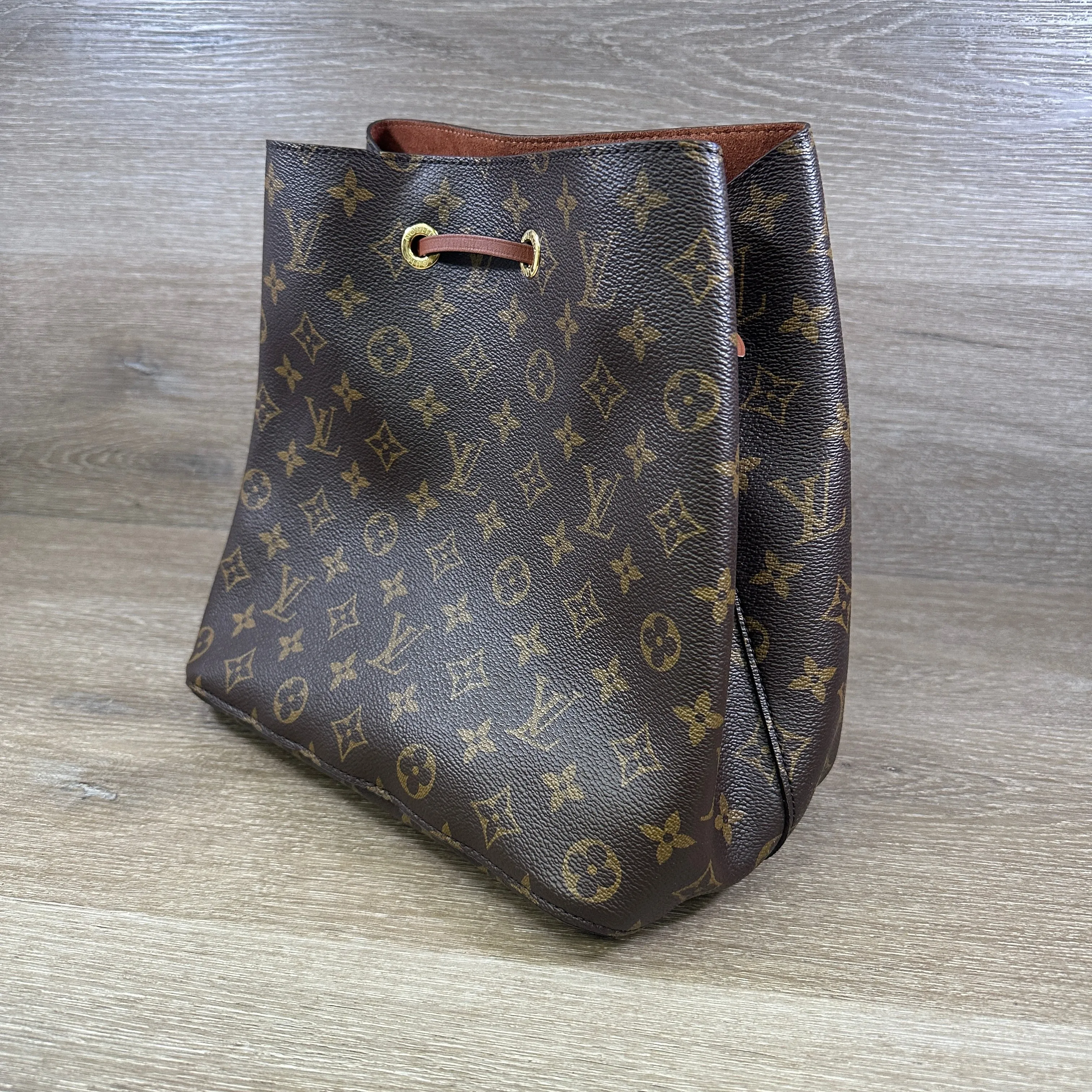 Louis Vuitton NéoNoé MM - Caramel