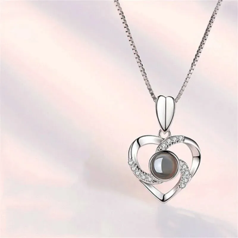 Love Heart Projection Necklace With Exquisite Rose Gift Box I Love You Pendant