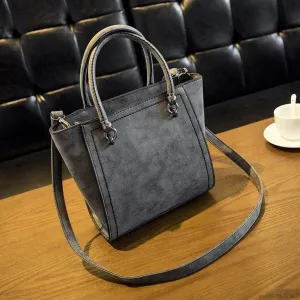 <bold>Messenger / Crossbody Bag  <br>Vegan-Leather