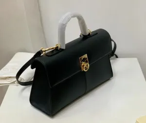 Medium Stance Bag