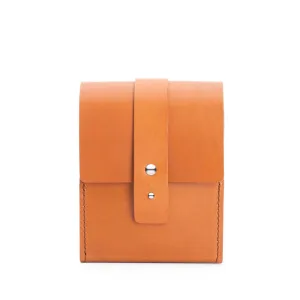 MÜHLE Travel Vegetable-Tanned Cowhide Leather Bag, Small