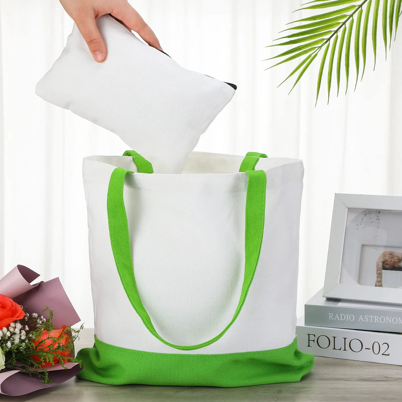 Moukeren 24 Pcs Canvas Tote Bag Bulk DIY Sublimation Blank Bag with Zipper Cosmetic Makeup Bag for Christmas Craft Gift(Patch)