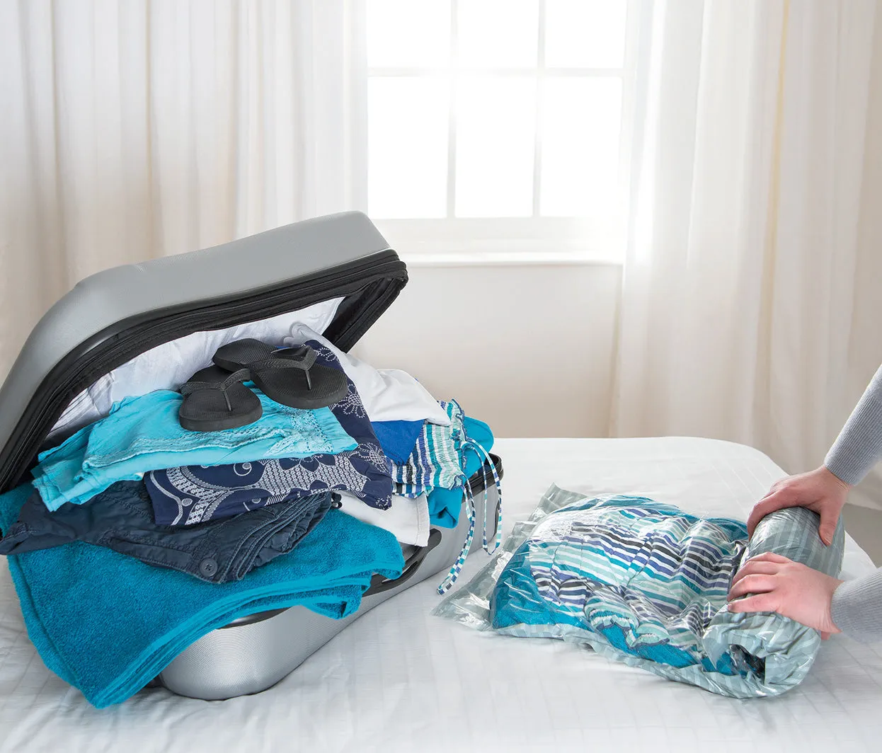 Packmate 1pc SMALL Travel Roll Storage Bag (25x38cm)