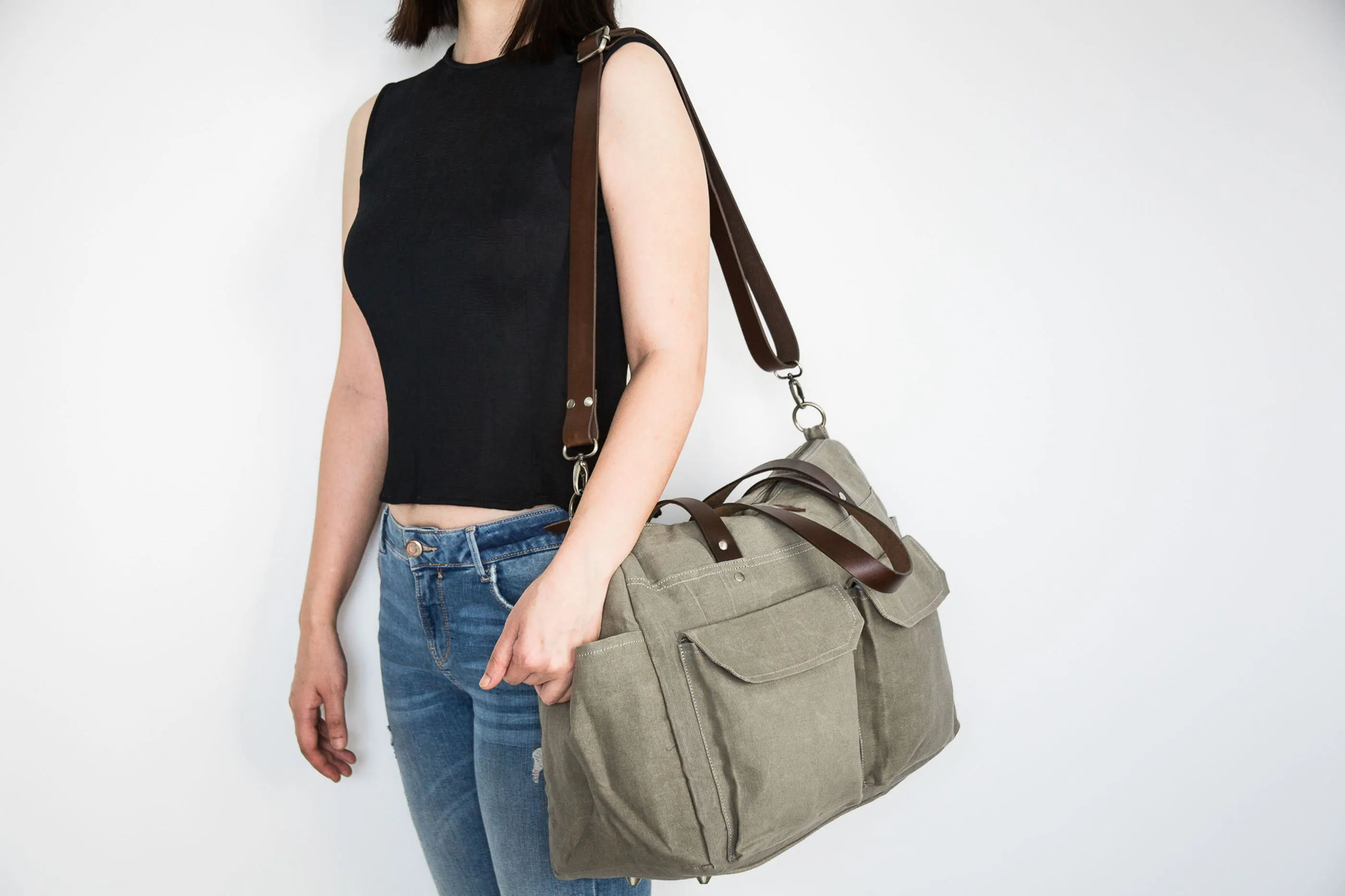 Pipa 11 Pocket Crossbody Diaper Bag Tote in Khaki | Waxed Canvas & Leather
