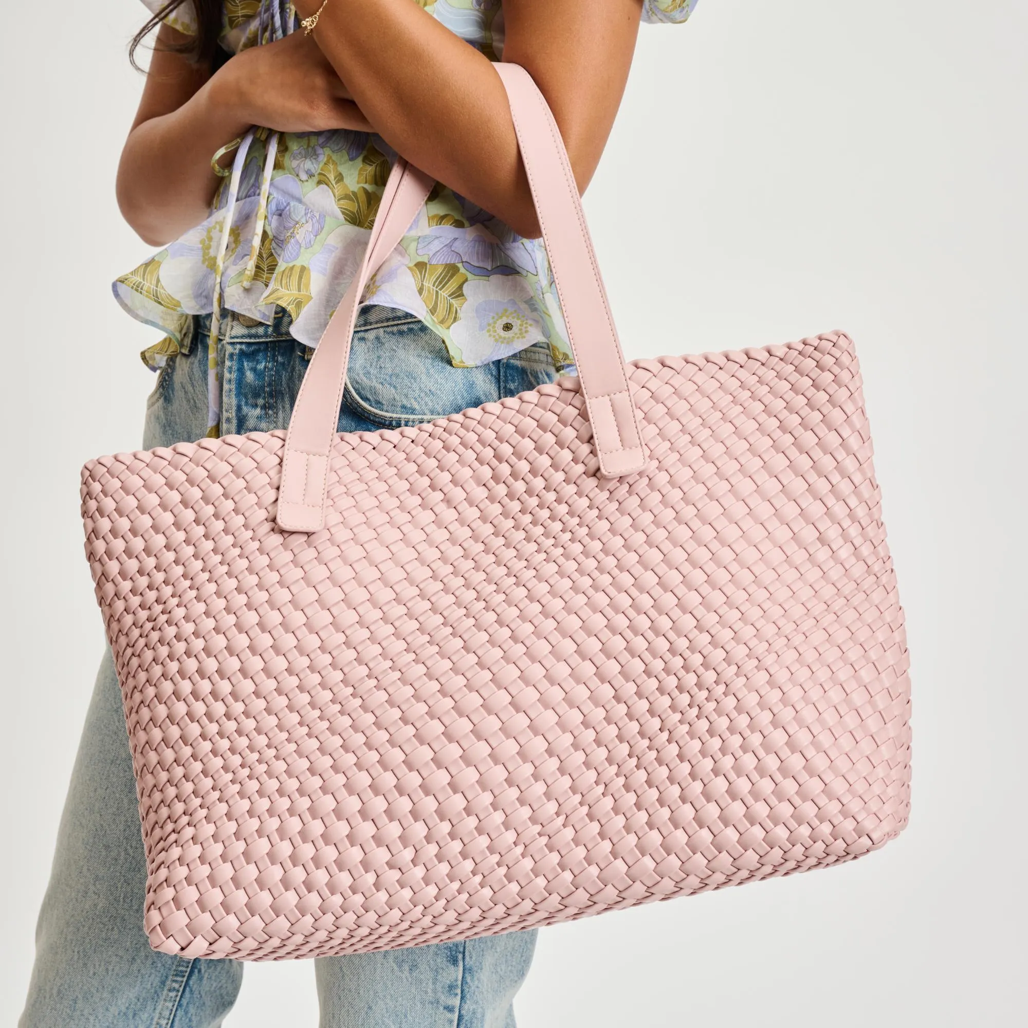 Piquant Tote
