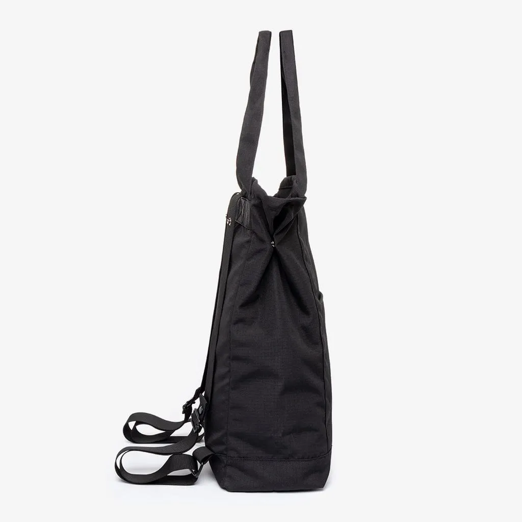 Roots Tote Maxi 15" Black Vandra