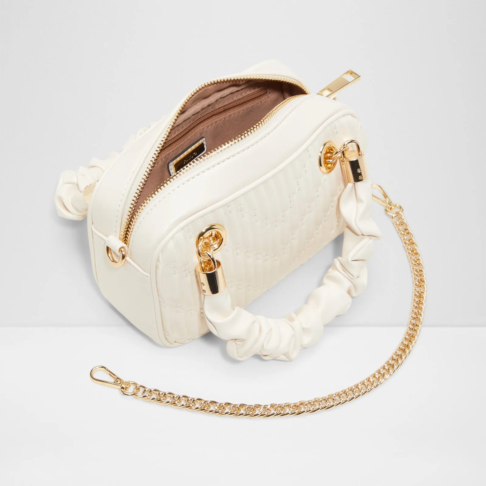 Safira / Satchel