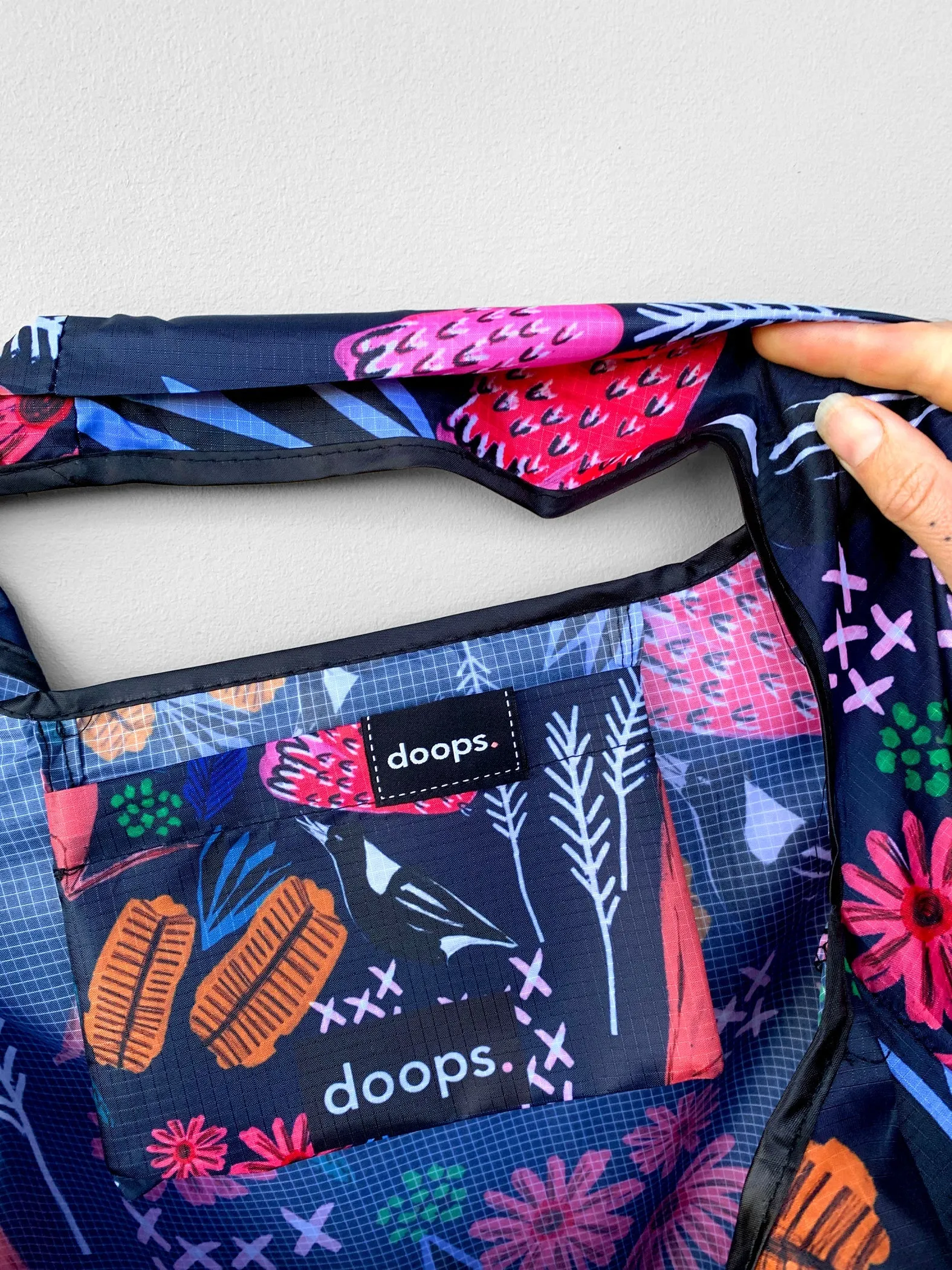 (SAMPLE) Cowley Fields Large Bag