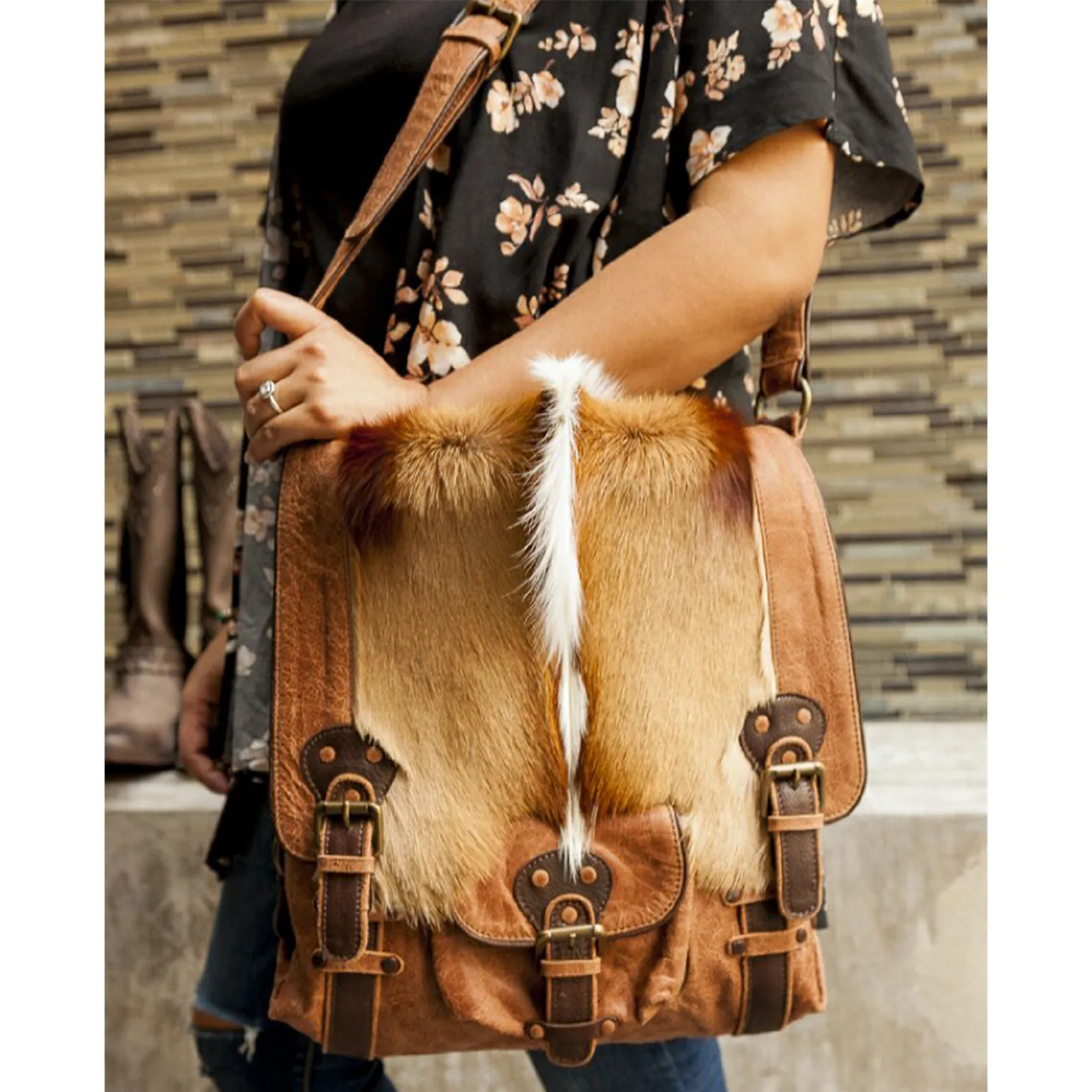 SPRINGBUCK MESSENGER