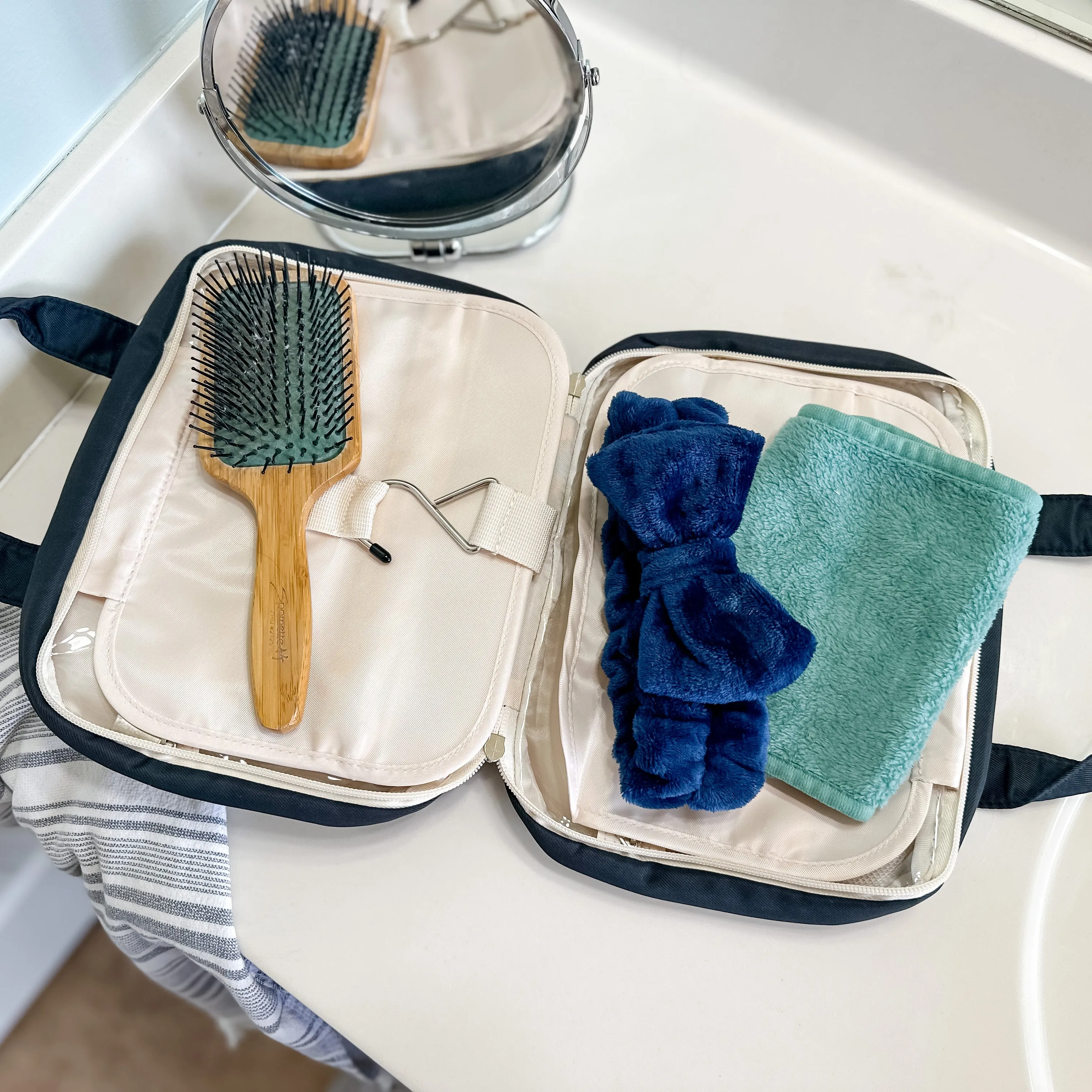 Tinsley Toiletry Cosmetic Travel Bag