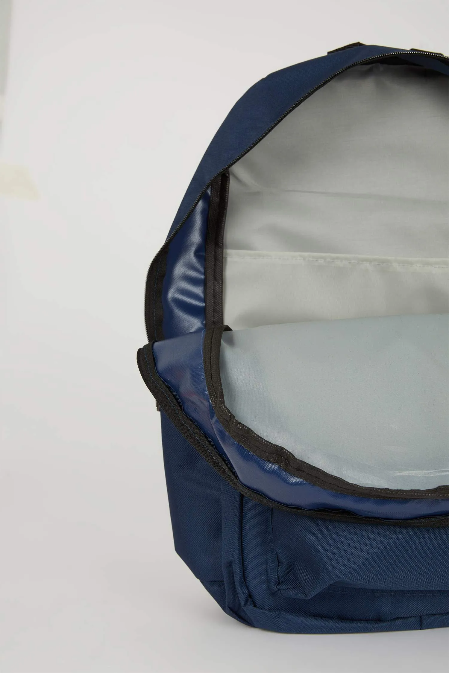 Unisex Self-healing Water Repellent Fabric School Bag