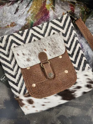 Vibe with Me Messenger Crossbody Bag