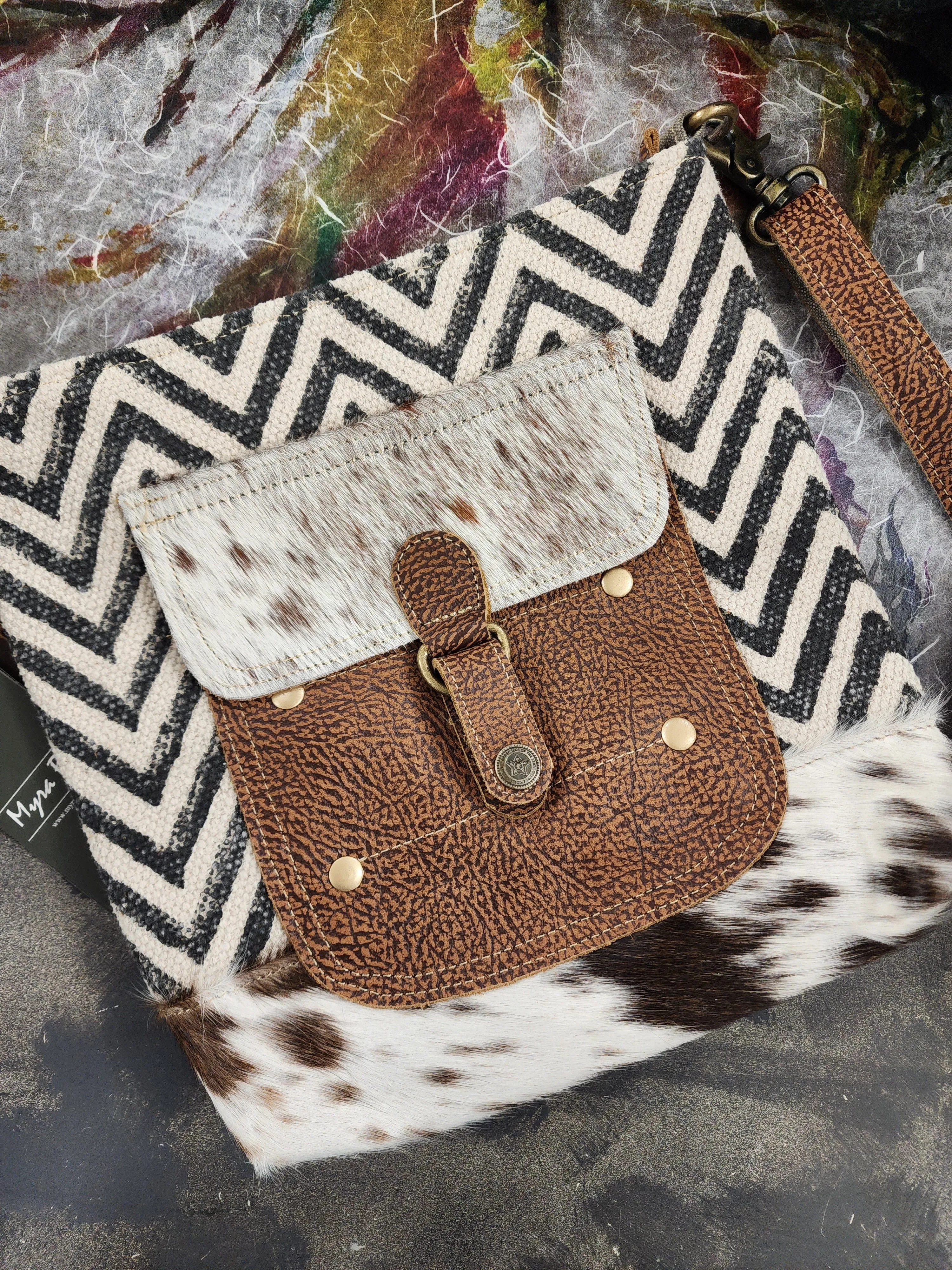 Vibe with Me Messenger Crossbody Bag